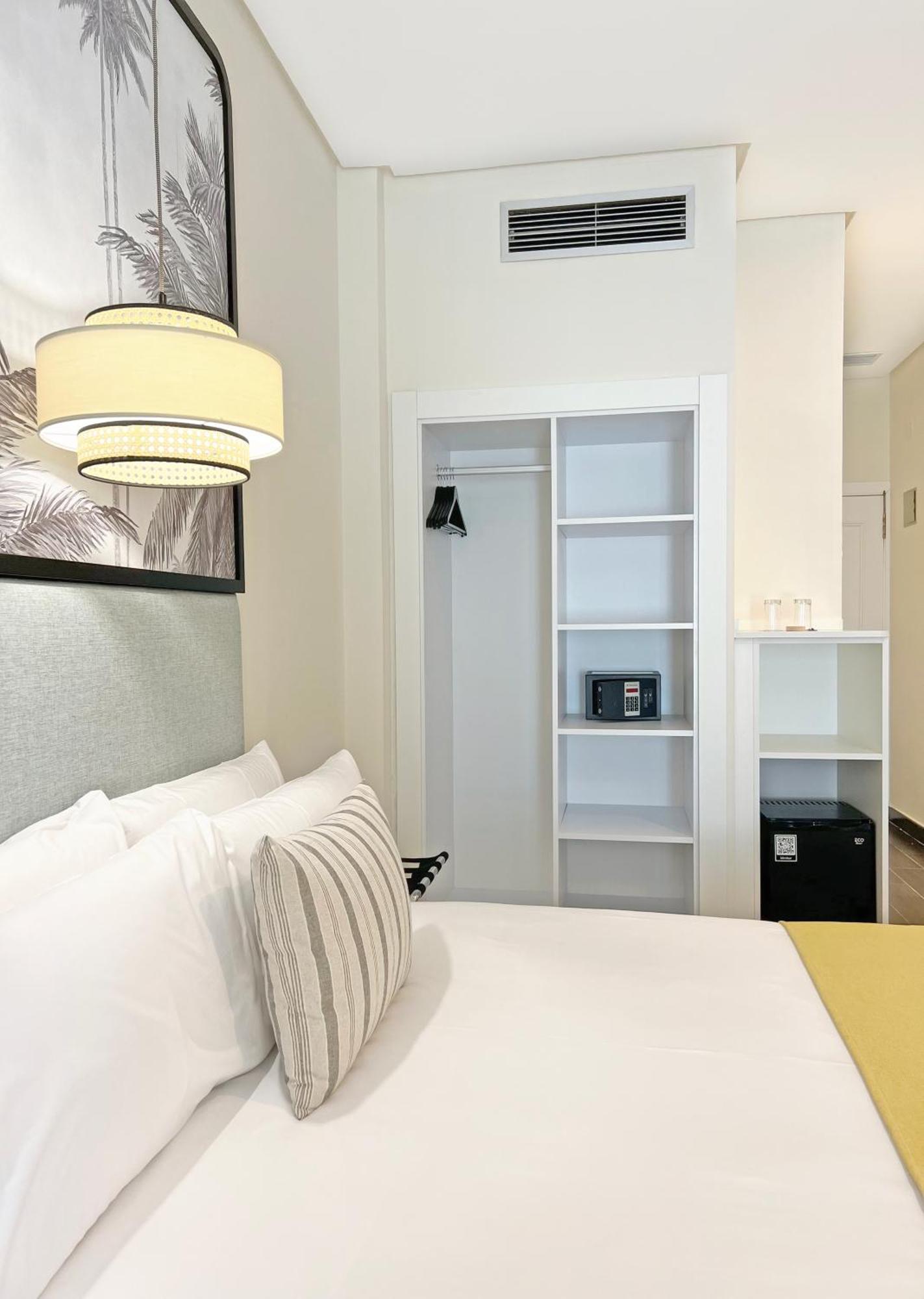Triple Room,1272728407:JPEG